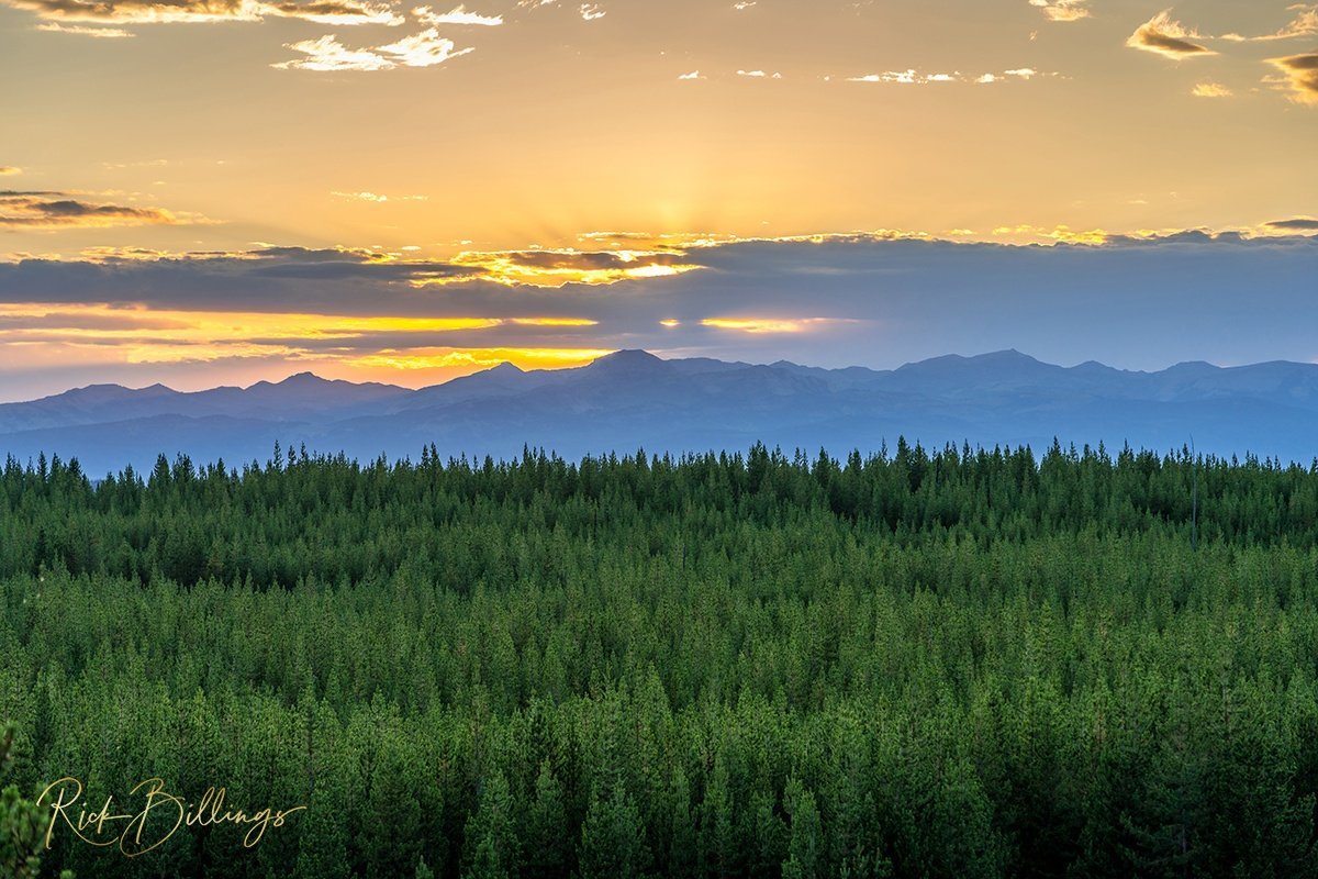 1062 Yellowstone Sunset