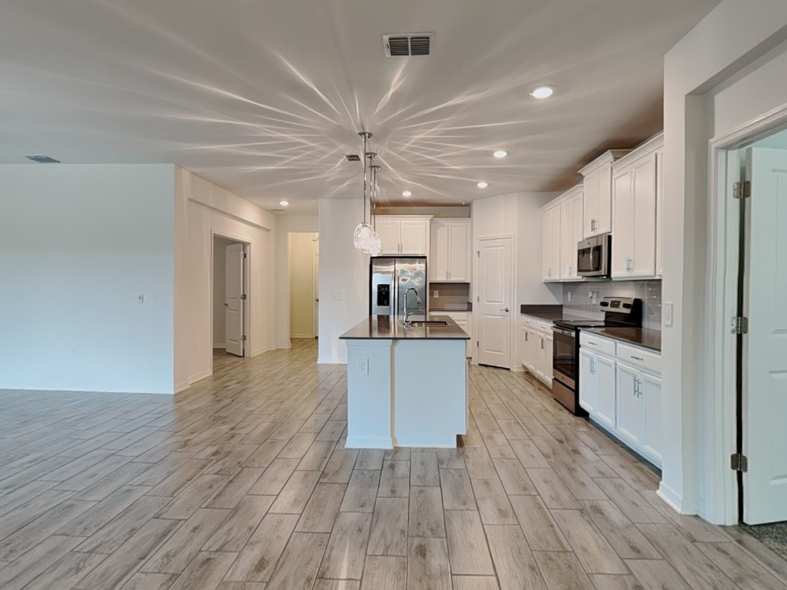 4 Image 1n3SEtmpU9 scaled