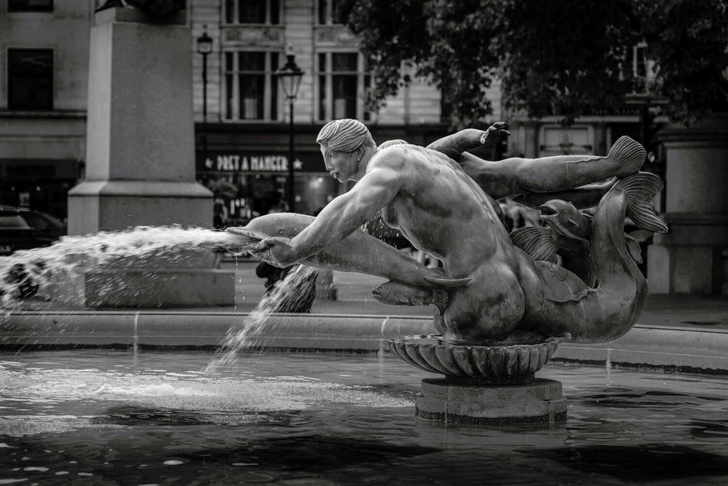 1488-Trafalgar-Square-London-UK