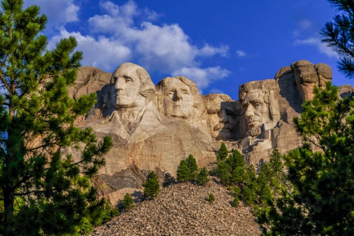 1013-Mount-Rushmore-National-Memorial