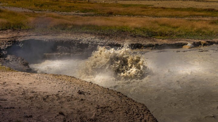 1027-Churning-Caldron